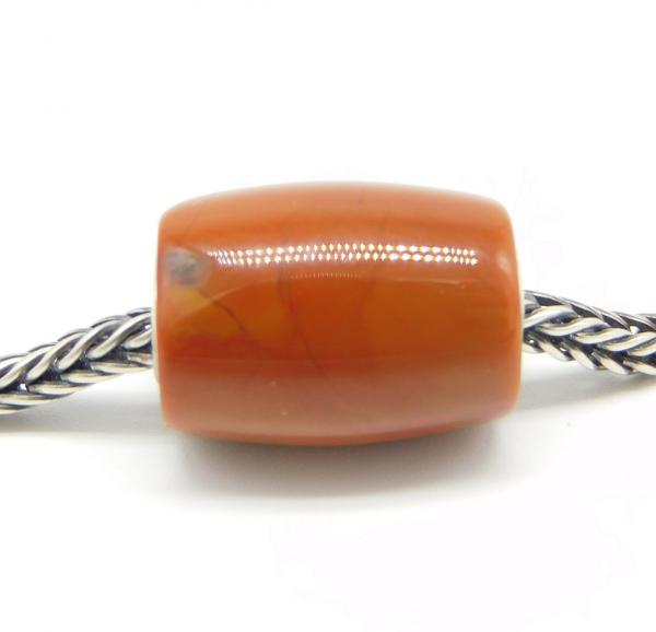 Red Agate Barrel - The Palace of Amber - Edelstein - live photo